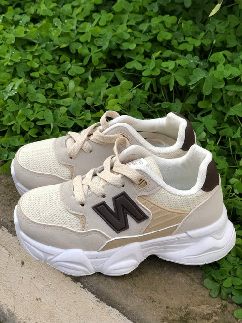 حذاء أطفال خفيف ومتين – راحة وأناقة لطفلك