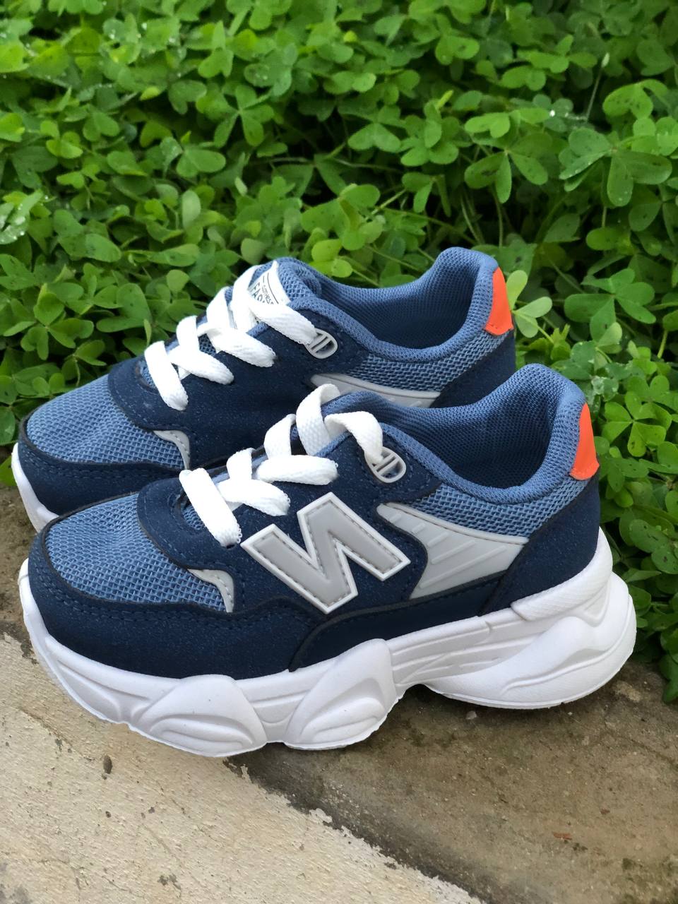 حذاء أطفال خفيف ومتين – راحة وأناقة لطفلك